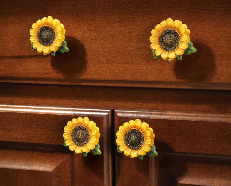 12642 wooden sunflowers