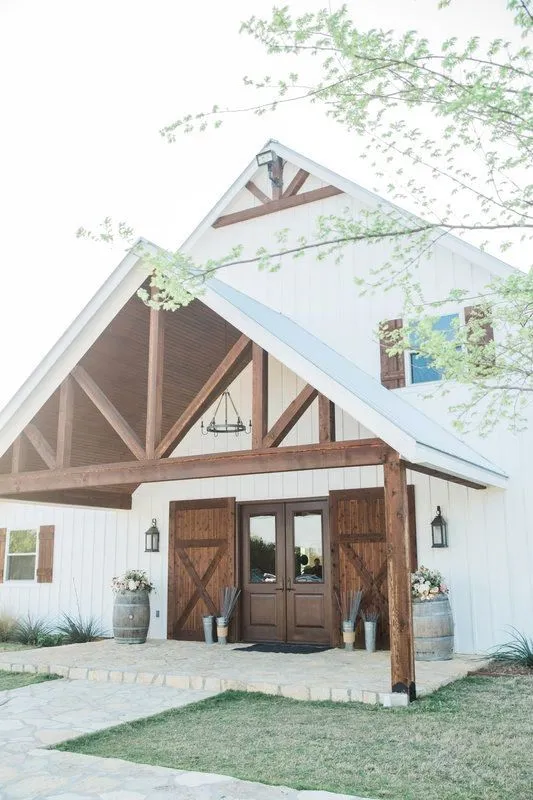 12644 magnolia farms kitchen 3
