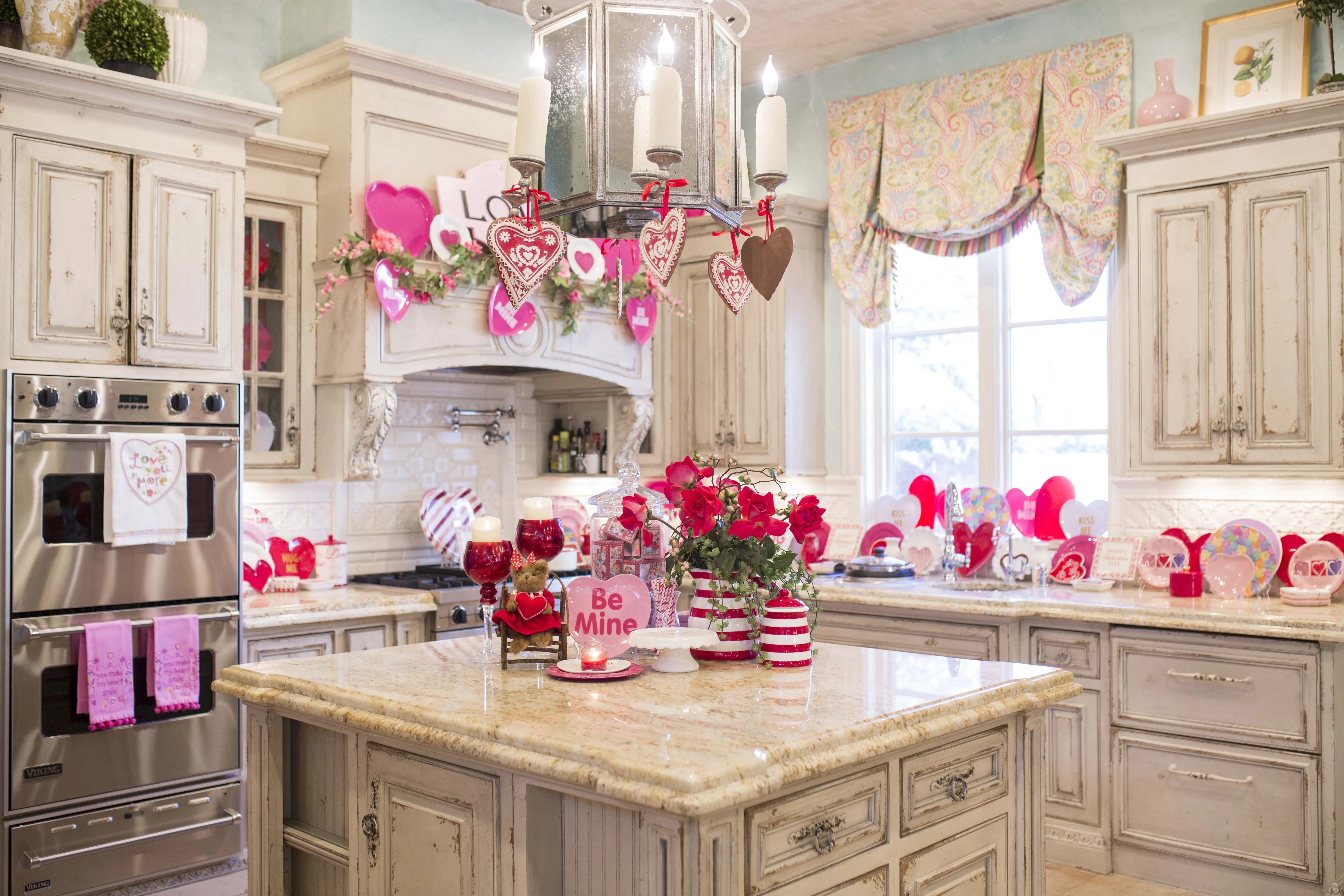12645 kitchen decor gifts header