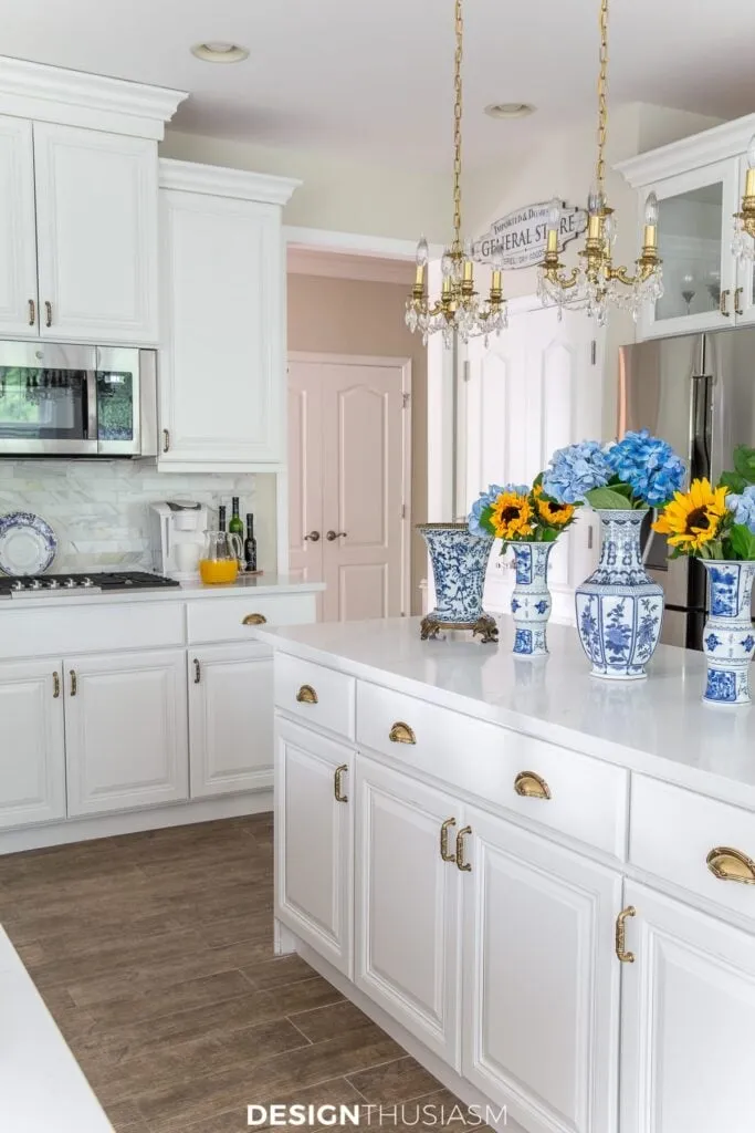 /img/12646-summer-kitchen-decor-7.webp