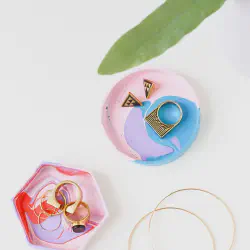 /img/12651-crafting-supplies.webp