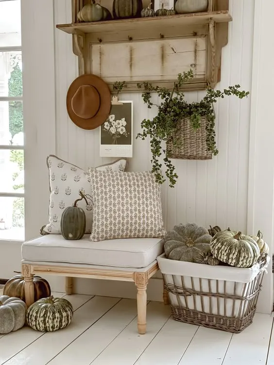 12691 farmhouse cottage kitchen intro