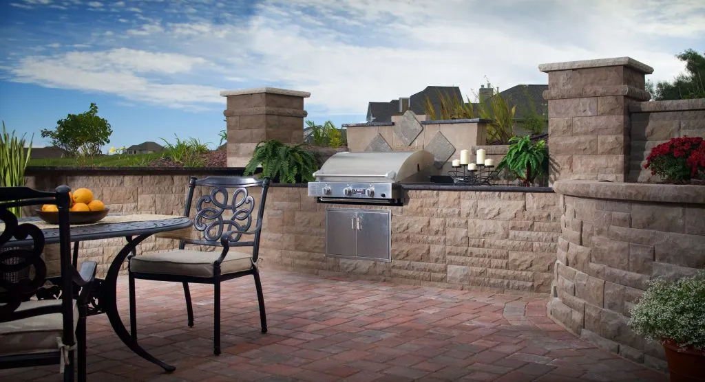 12694 outdoor kitchen landscaping