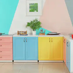 /img/12702-colorful-kitchen-accessories.webp
