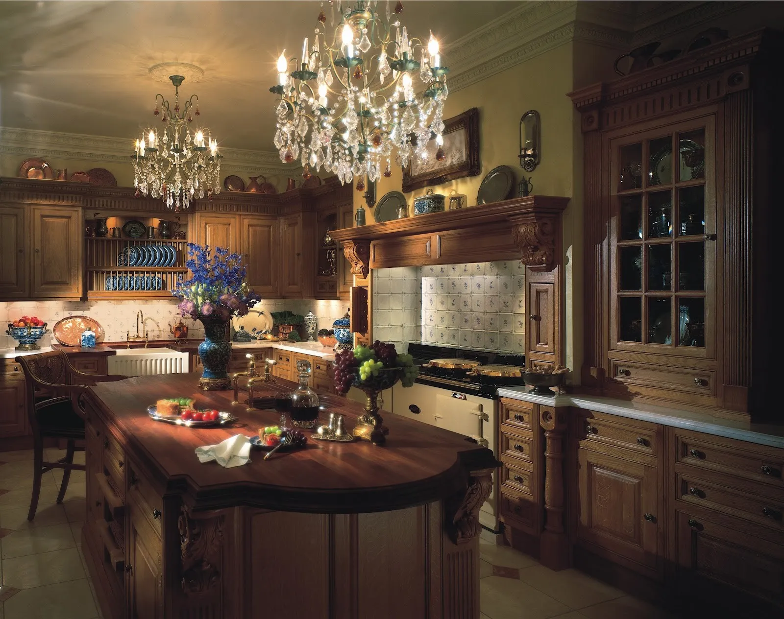 12718 gothic kitchen details