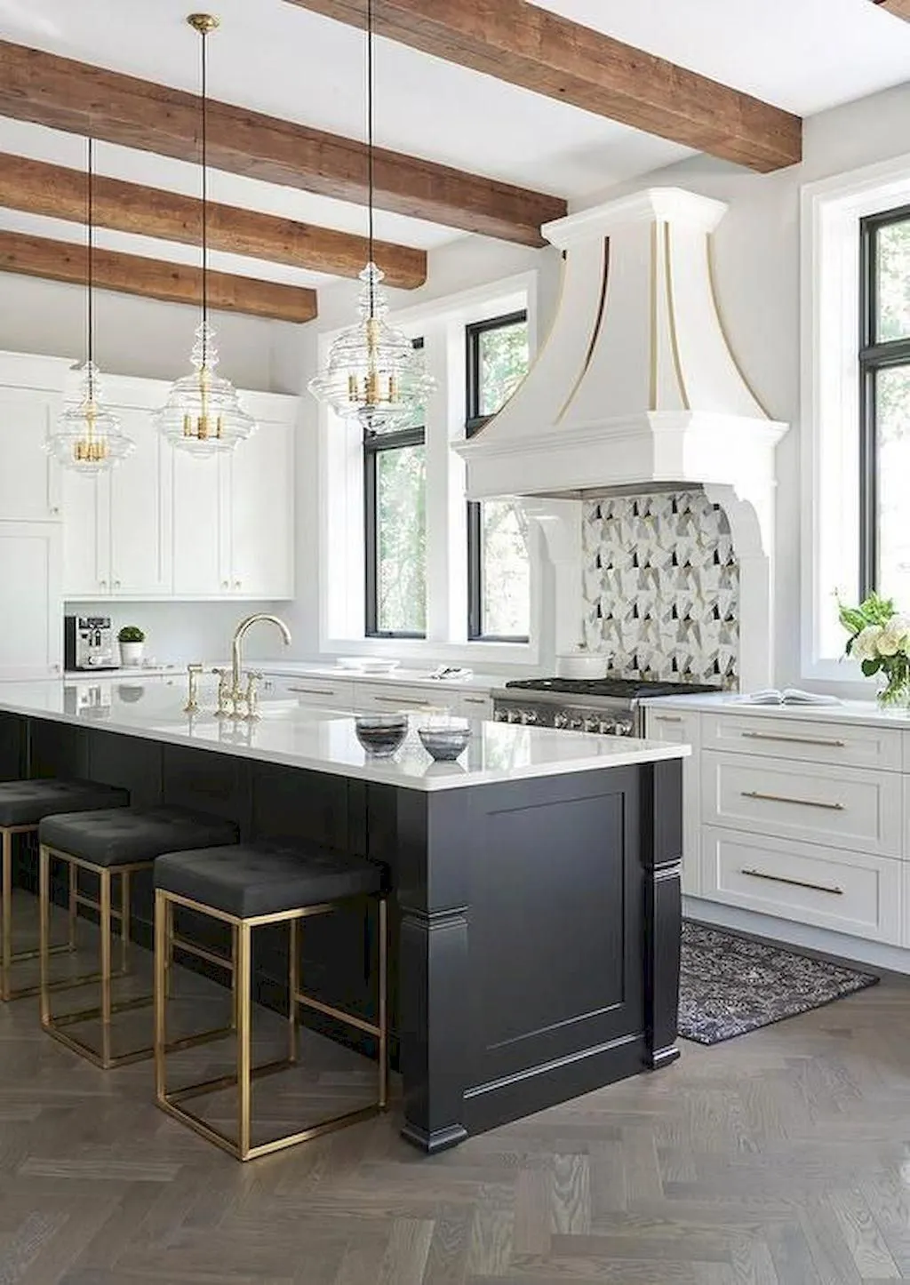 12723 black and white kitchen 2