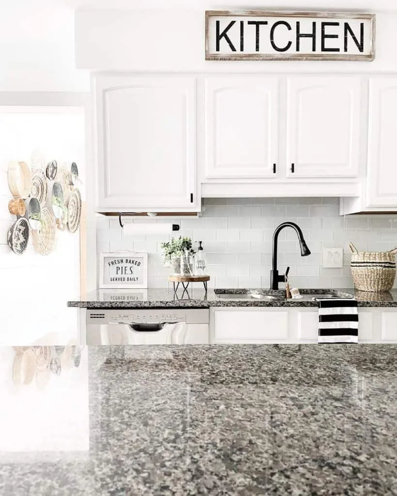 12723 black and white kitchen 6
