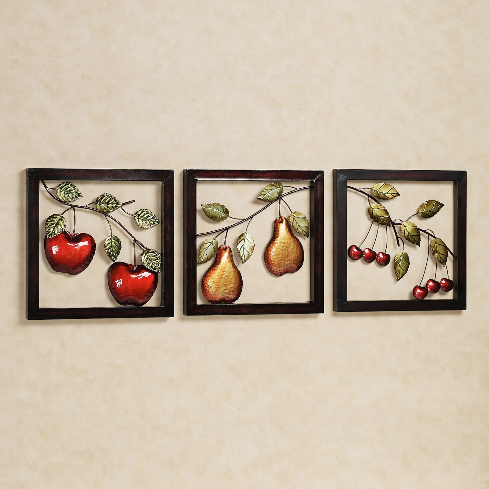 12725 gallery wall kitchen