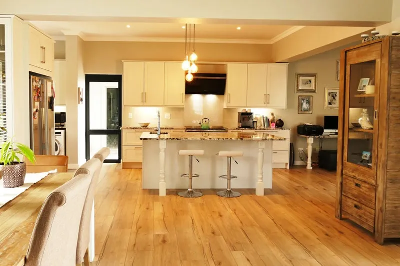 /img/12726-small-kitchen-cape-town.webp