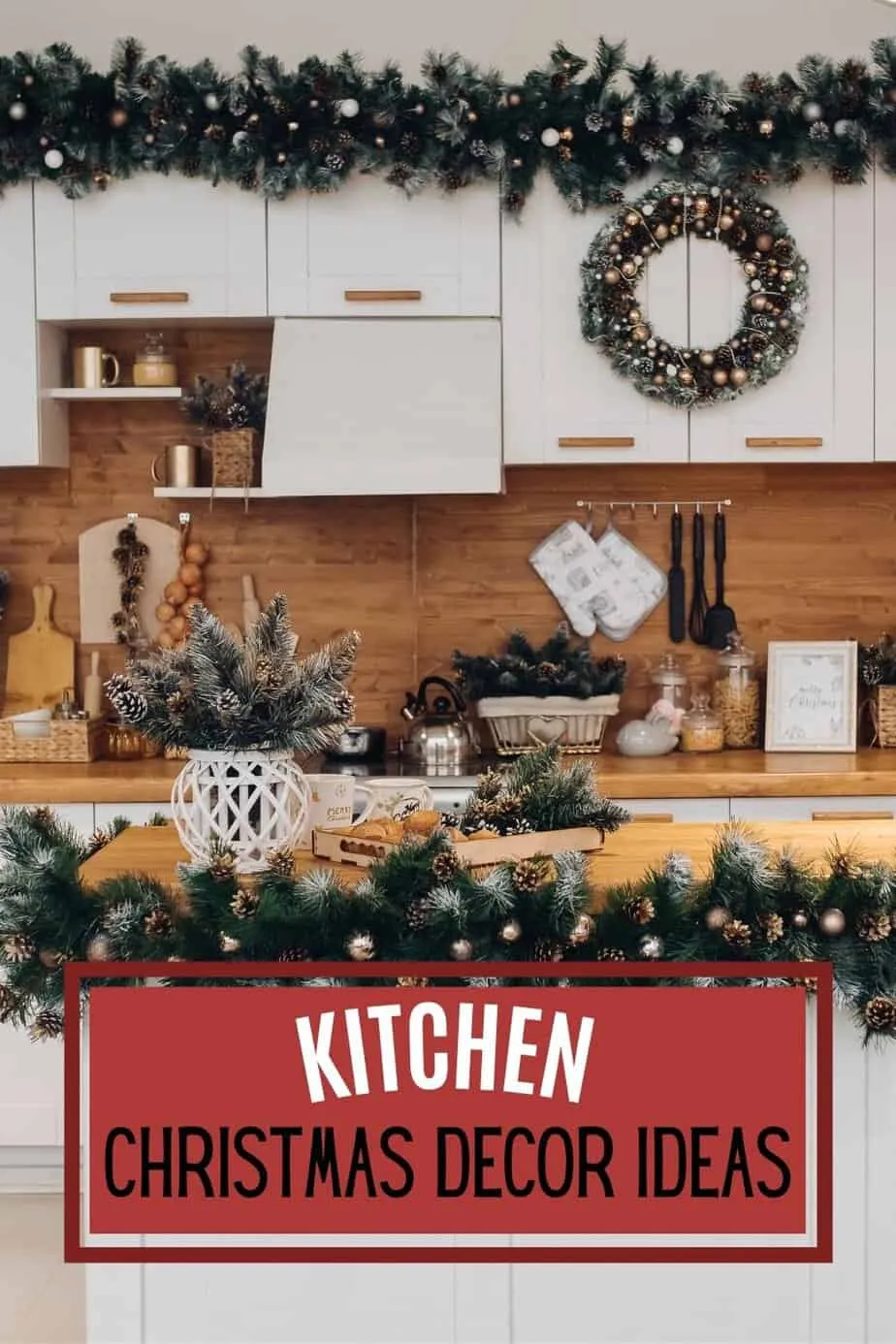 /img/12733-christmas-kitchen-decor-final-touches.webp