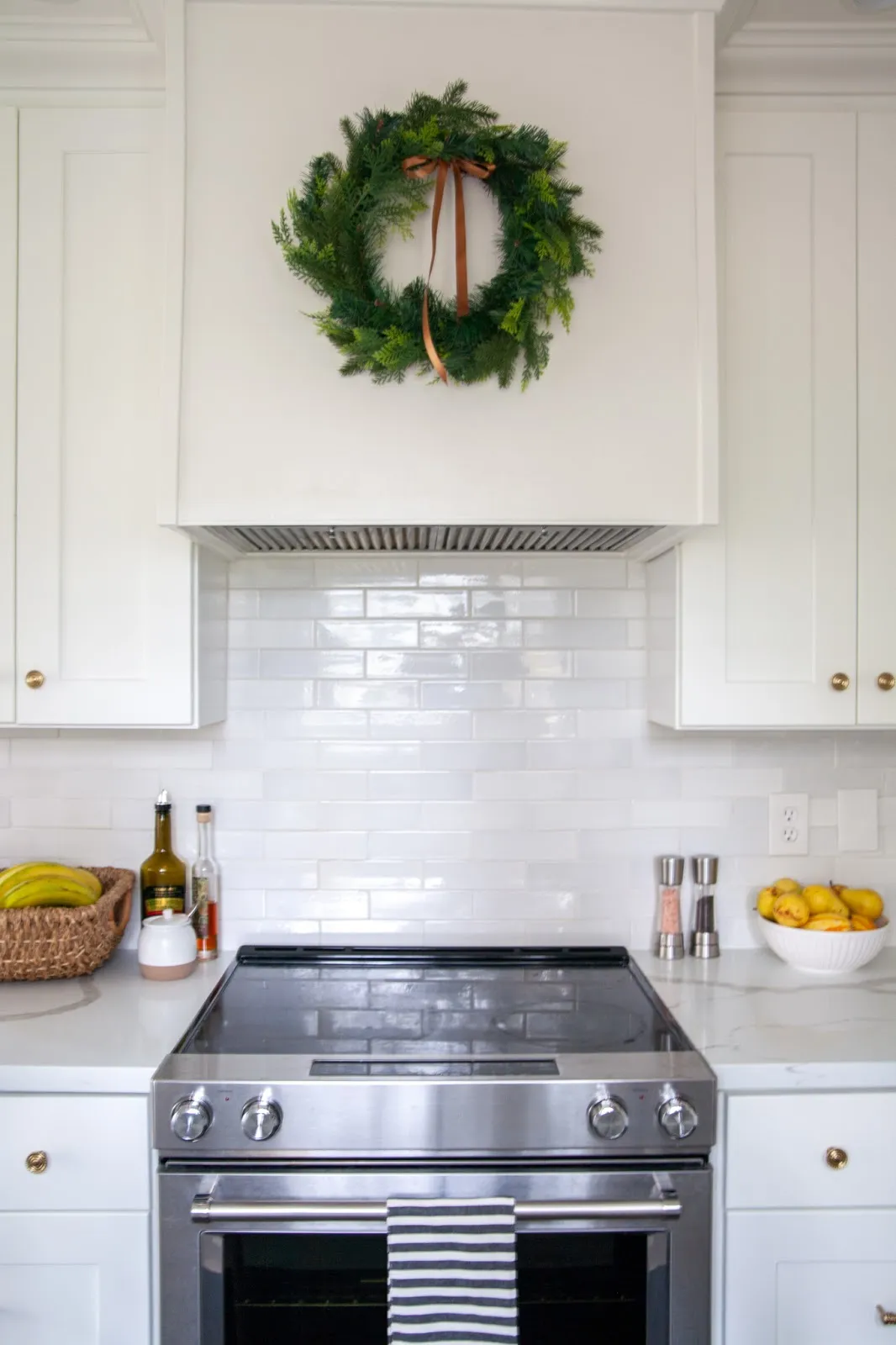12733 christmas kitchen decor lighting