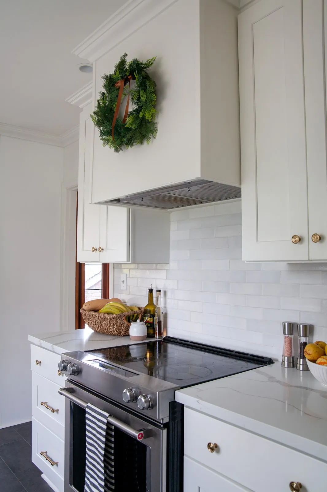 12733 christmas kitchen decor linens