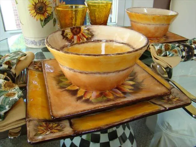 /img/12736-sunflower-decor-ideas.webp