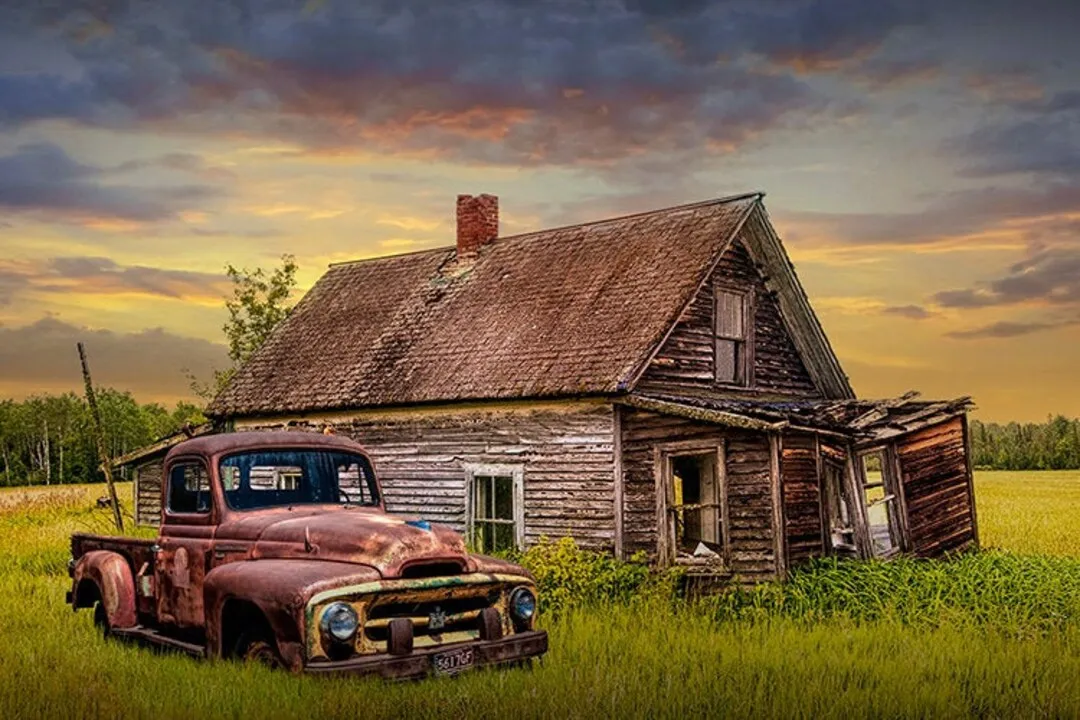/img/12755-rustic-red-kitchen-image7.webp