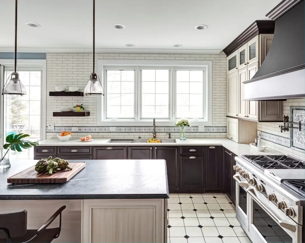 12756 natural light kitchen