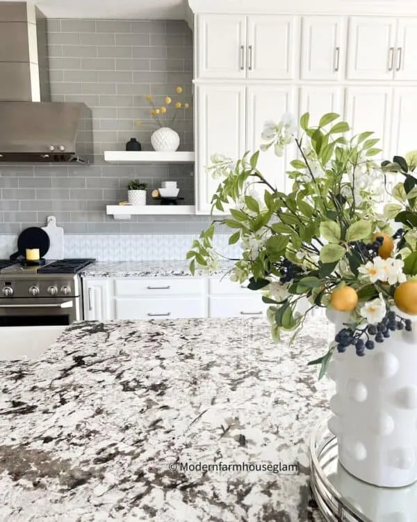 12781 yellow and grey wall decor