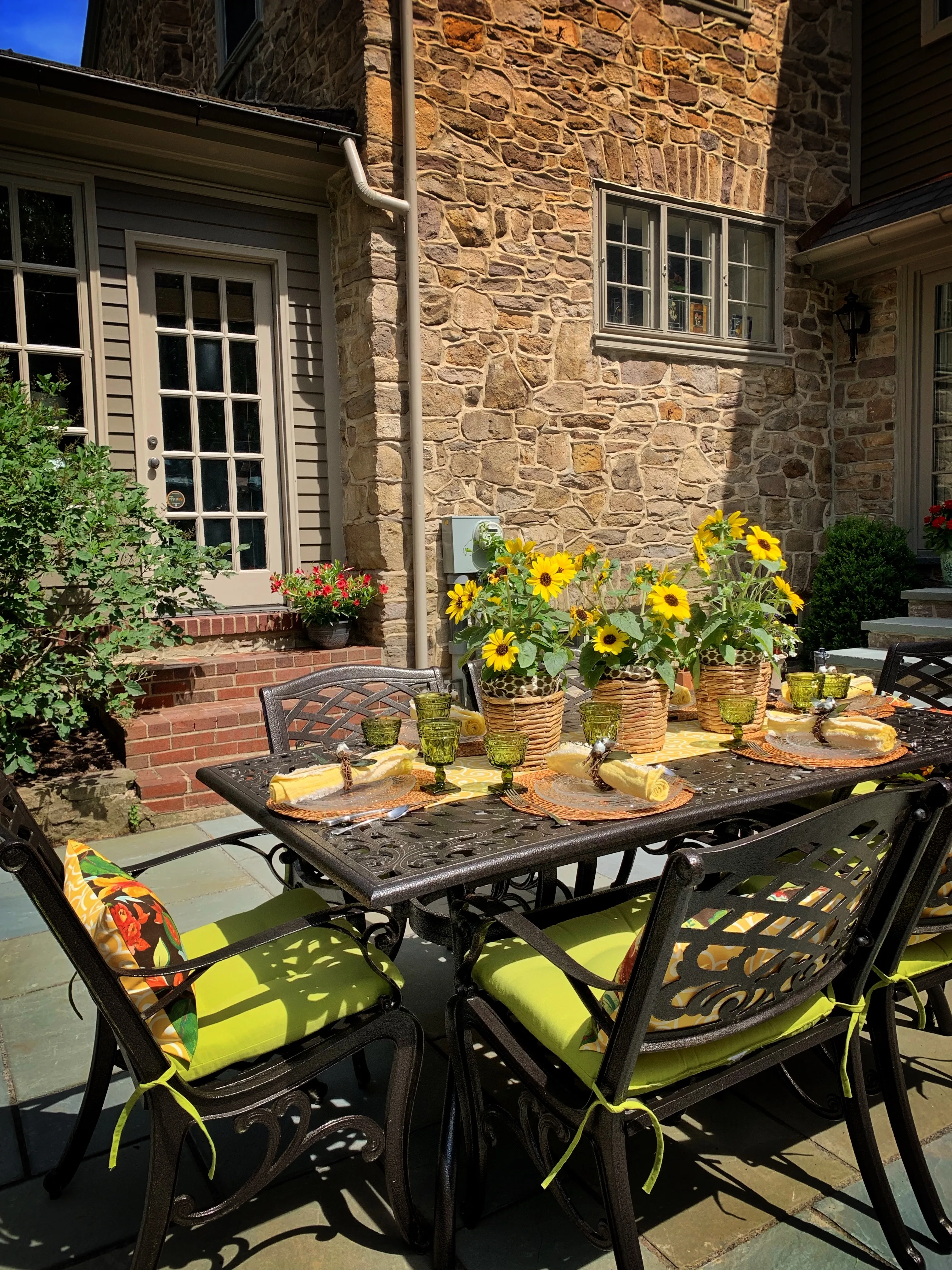 12788 kitchen decor garden intro