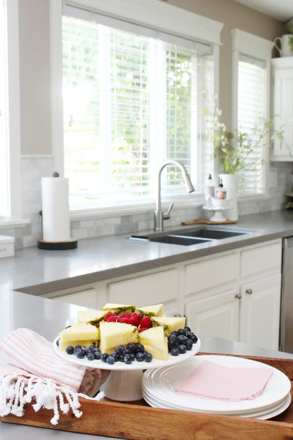 12789 summer kitchen natural light
