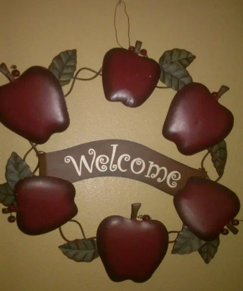 12802 apple red kitchen