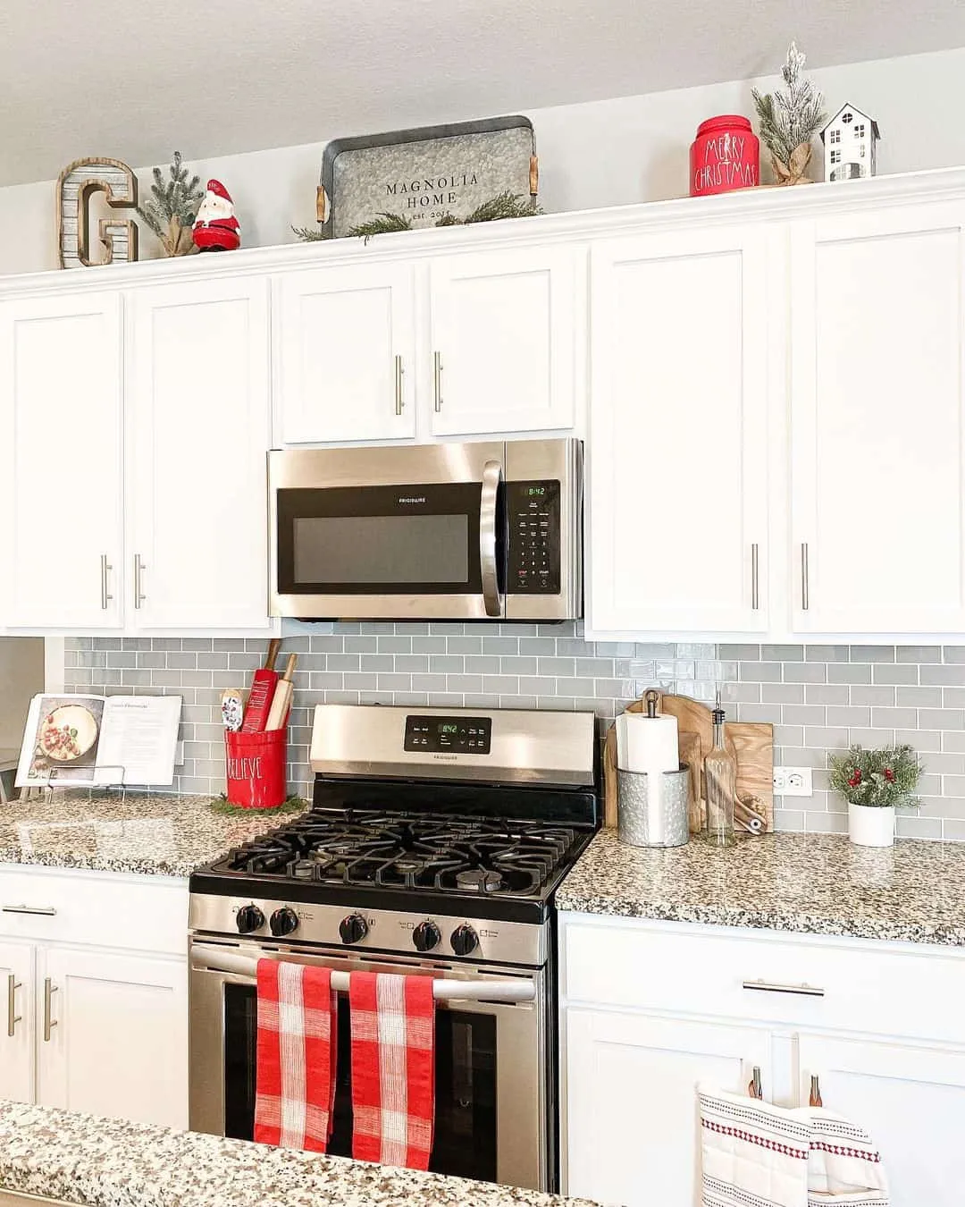 12803 rustic red kitchen neutral colors