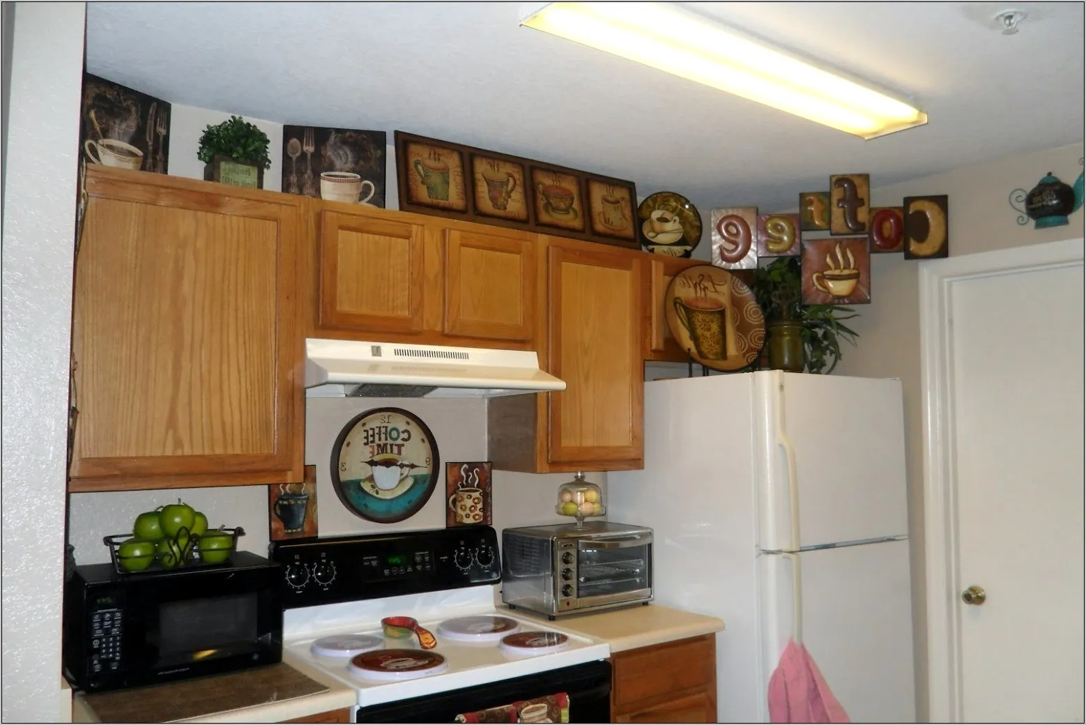 12820 cafe kitchen accessories