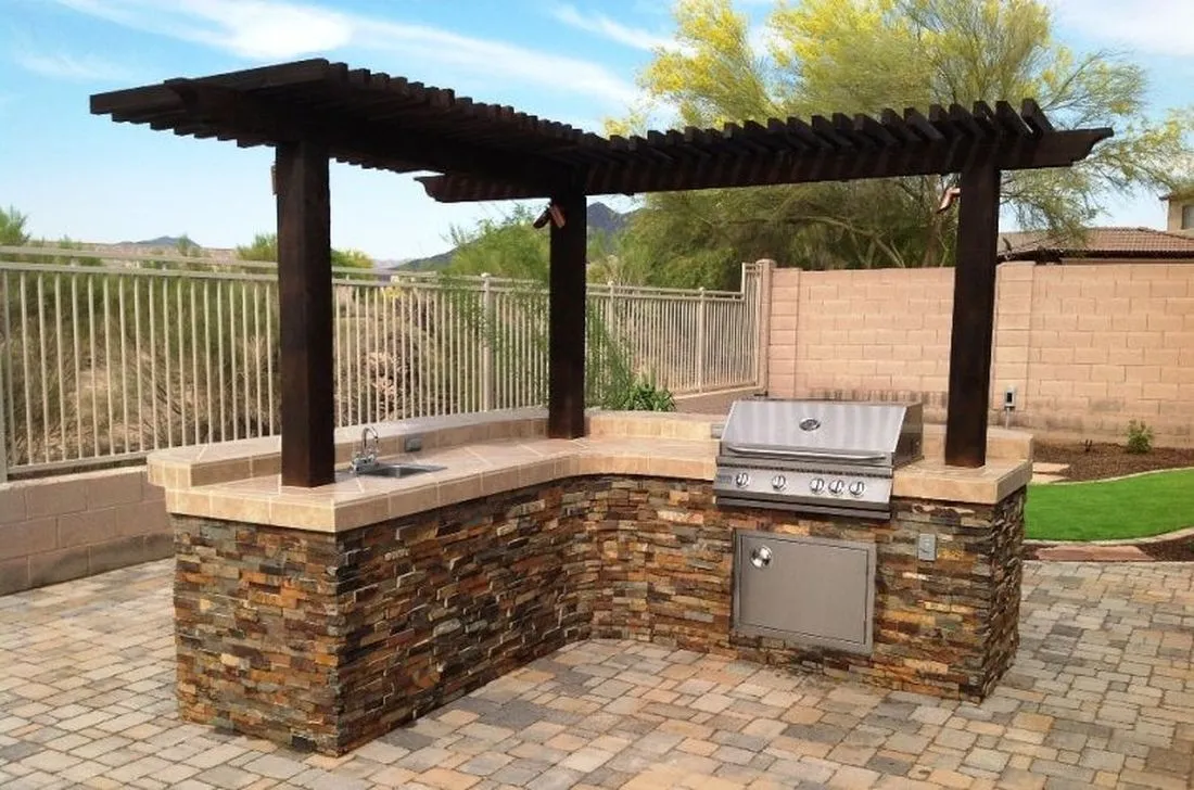 12821 backyard kitchen materials