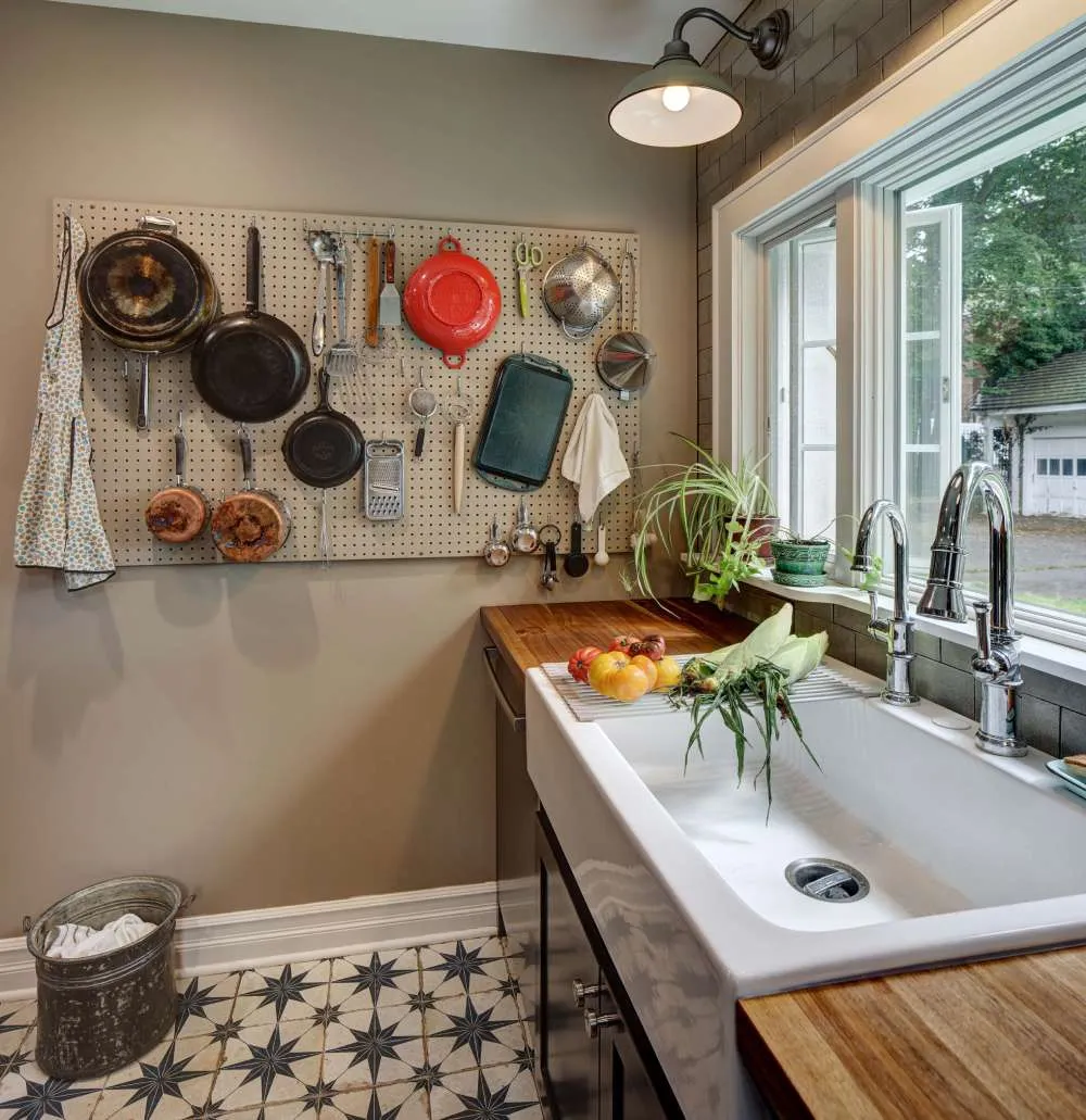 12822 pegboard kitchen spice rack