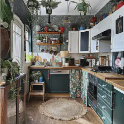 /img/12823-rustic-red-kitchen-layout-7.webp