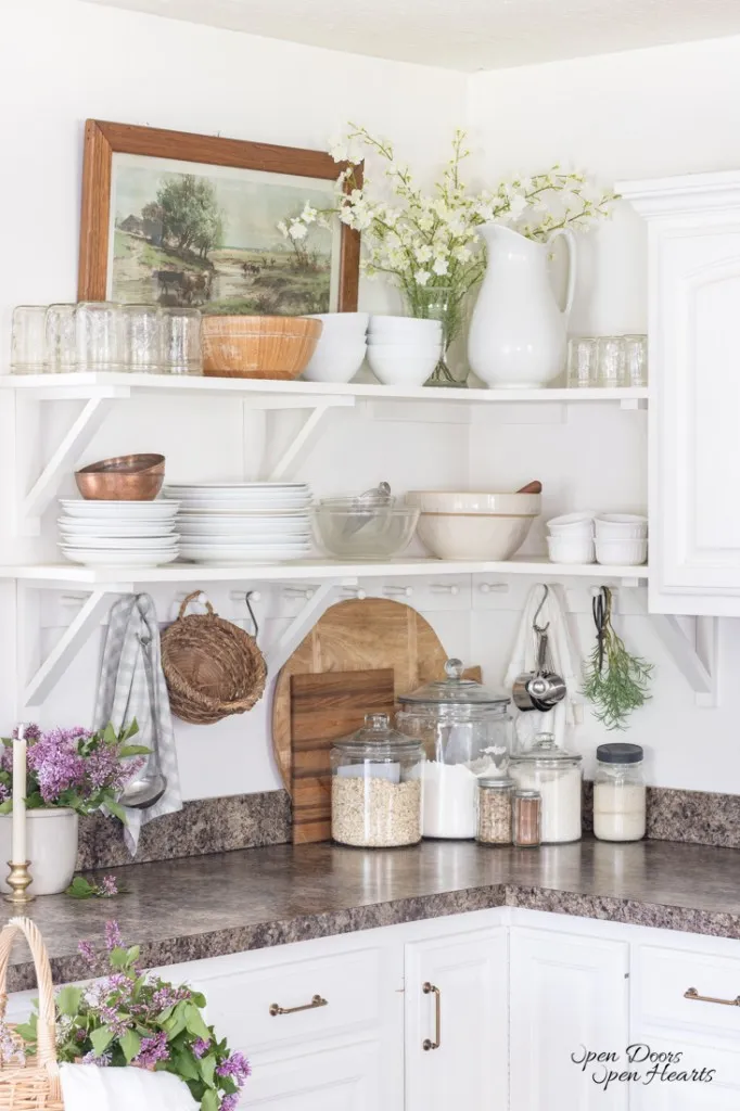 12869 farmhouse kitchen shelving