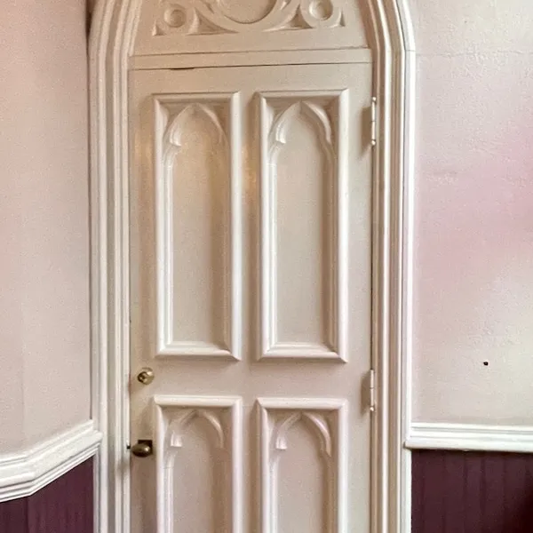 12871 gothic color doors