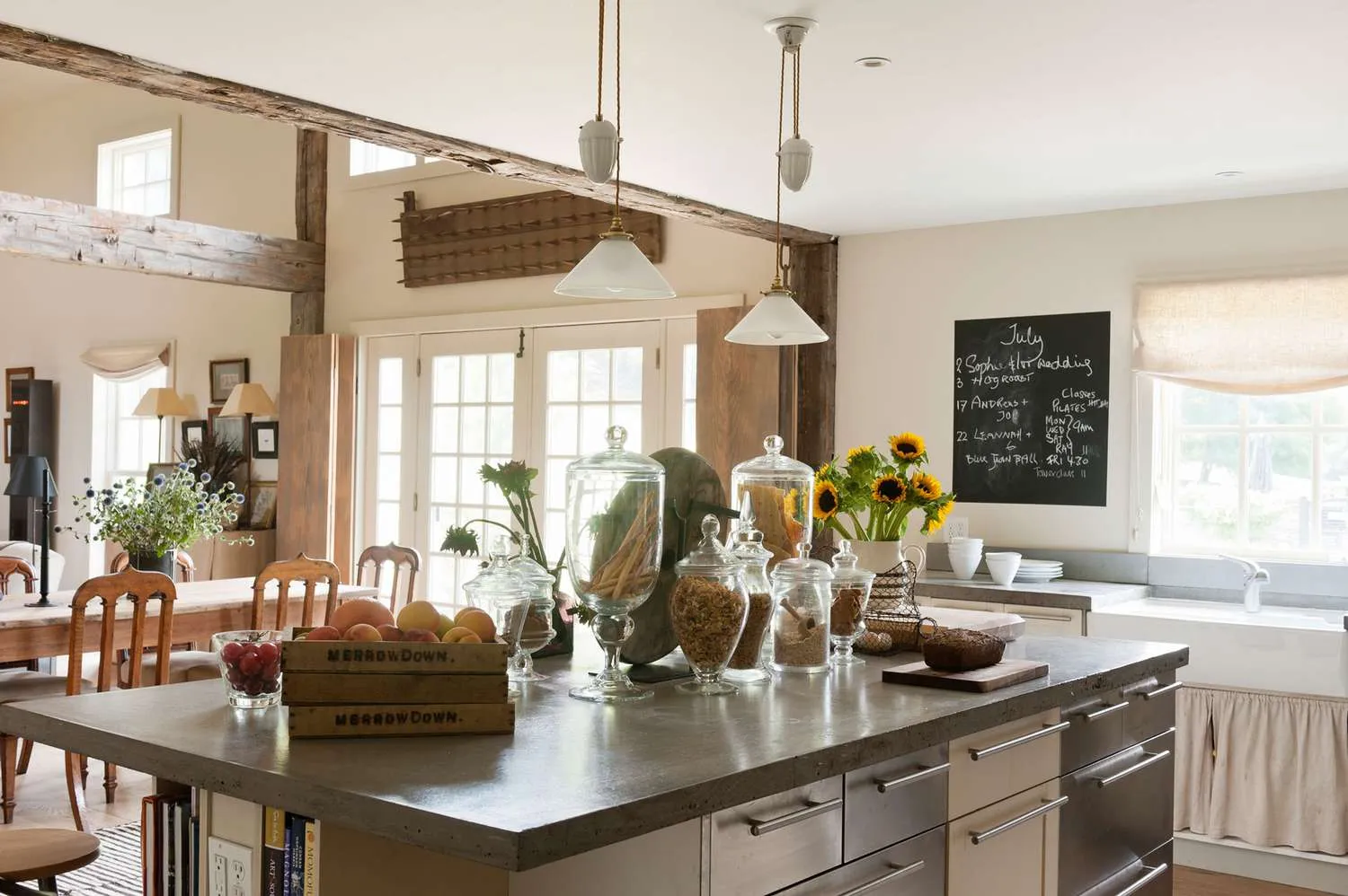 12906 vintage decor